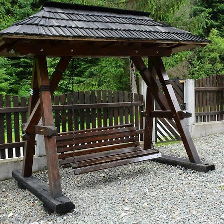 ホテル Cabana Cascada Cailor Borşa エクステリア 写真